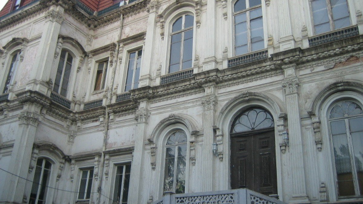 Askeri ordu evi mimari dekorasyon ve restorasyon çalışması